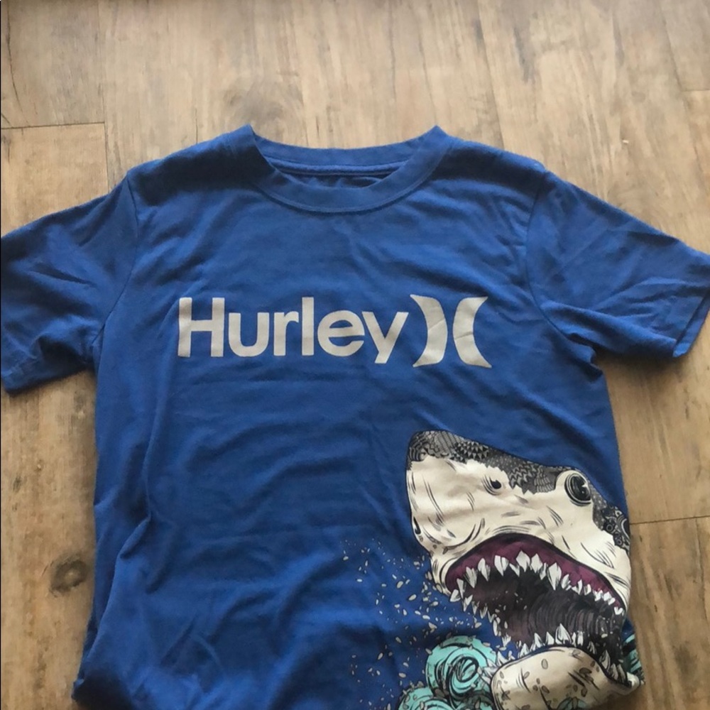 Hurley tee boys small